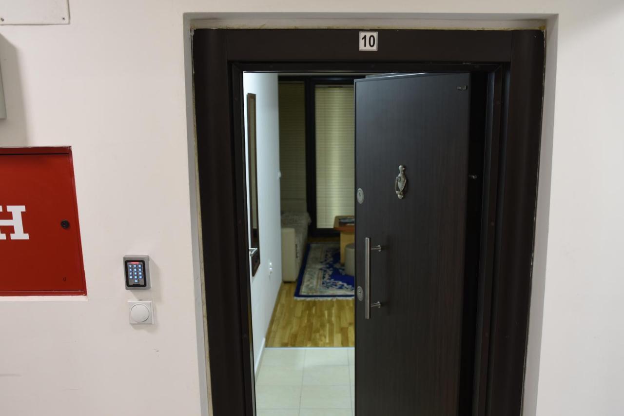 Stevi Apartment Скопие Екстериор снимка